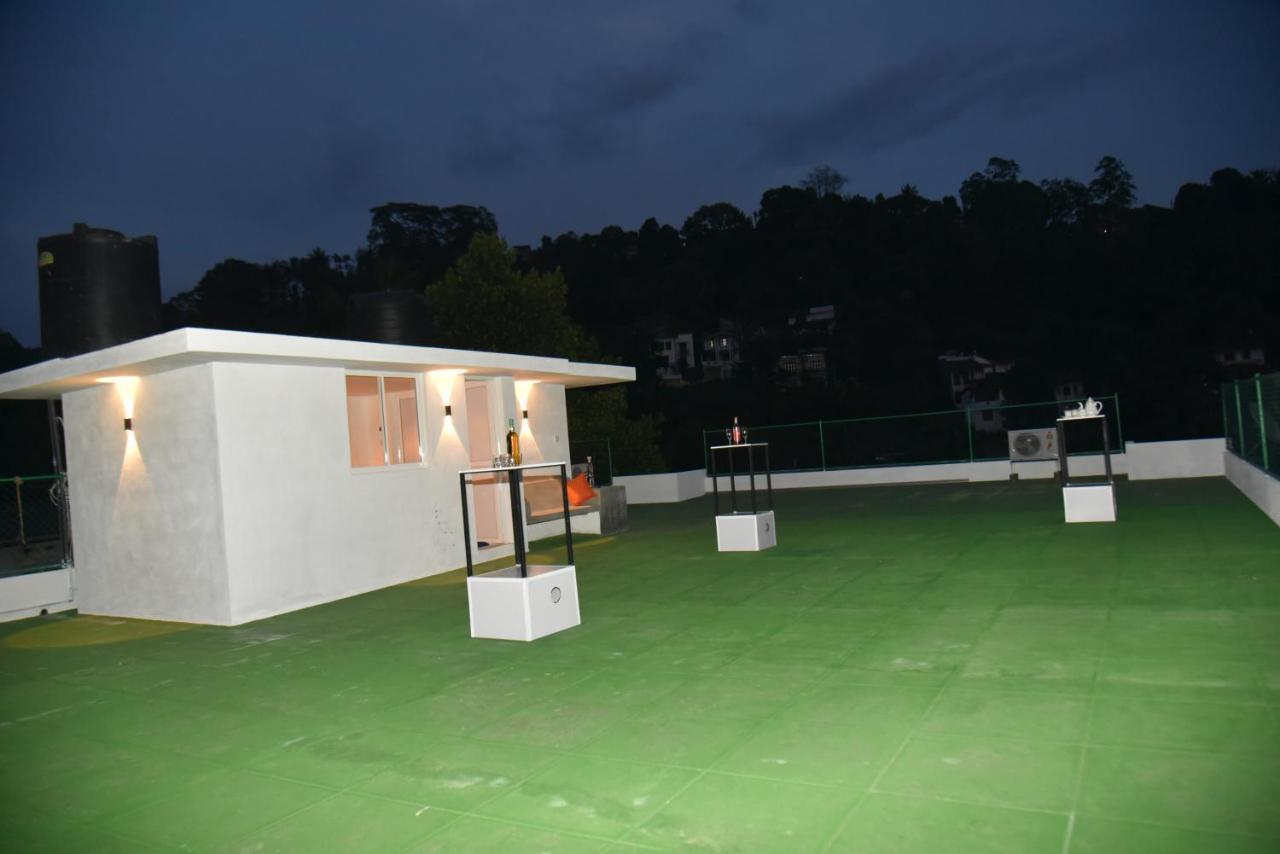 Everdew Kandy Bagian luar foto